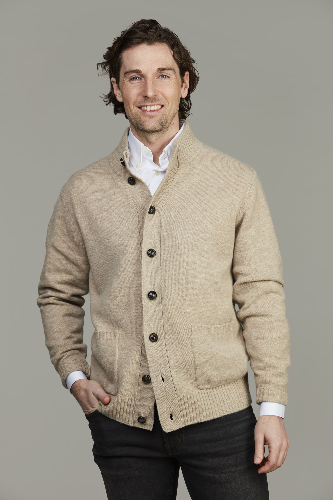 Geelong High Collar Cardigan, Sand, L, Hansen & Jacob – L