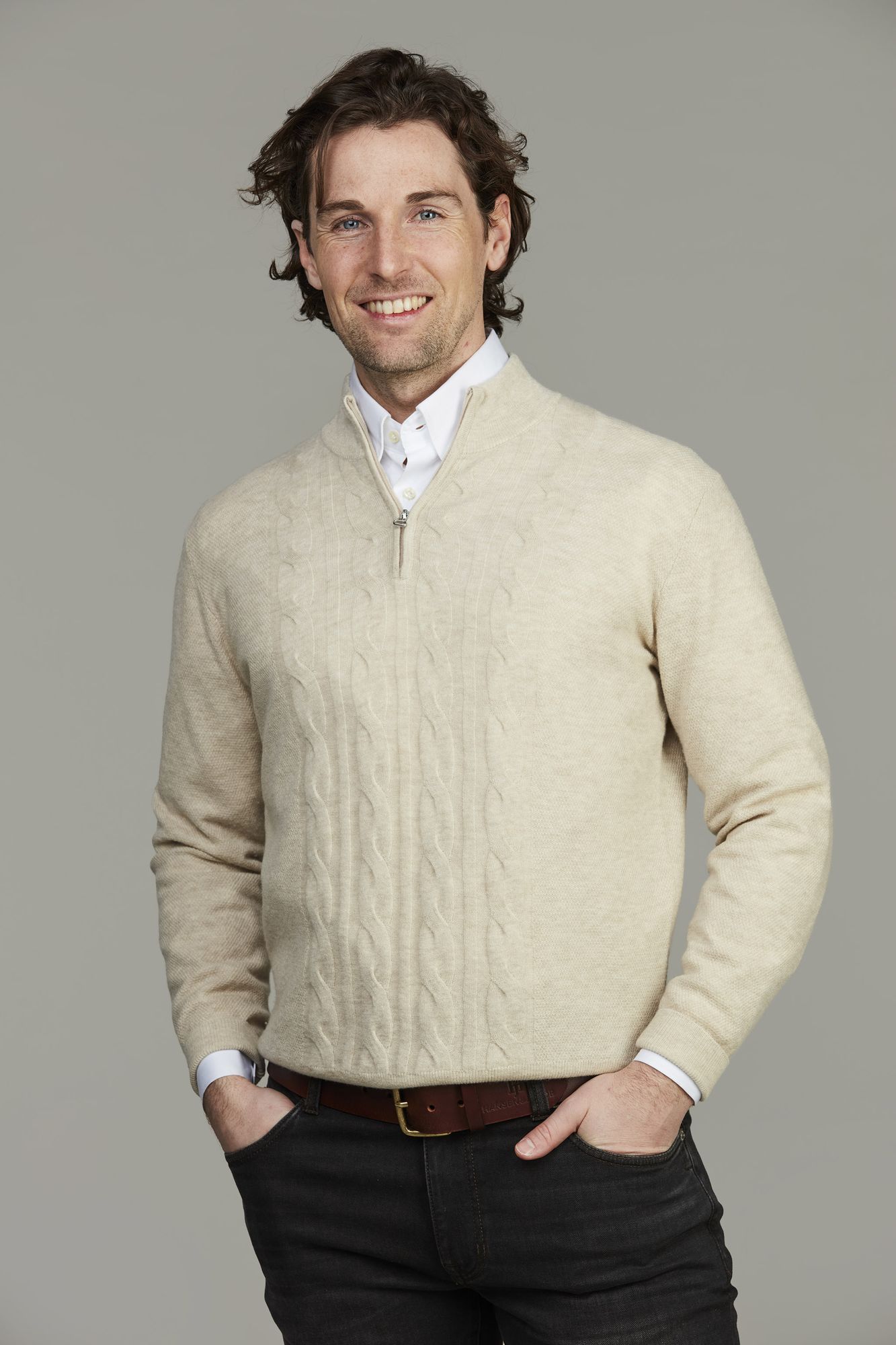 Kabelstickad tröja, Geelong Half Zip Cable Knit, Offwhite, L, Hansen & Jacob – L